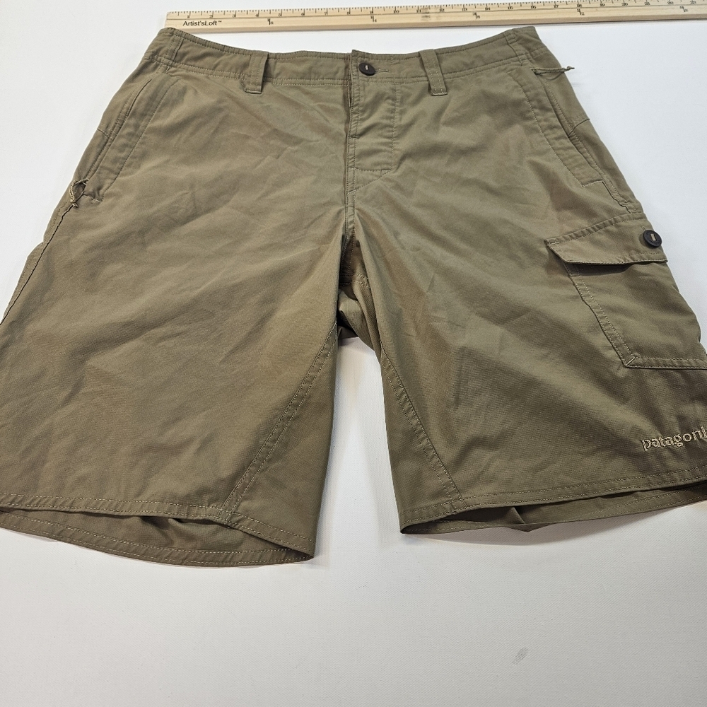 Patagonia Men's Cargo Shorts 32 Mens Brown Zip Pockets Tan